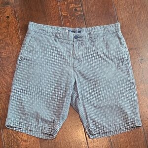 Ben Sherman Originals Navy And White Graphic Print Shorts Size 33